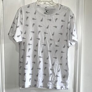 NWT HURLEY University Pennant Flag Short Sleeve T-Shirt Mens Small